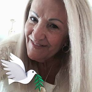 Meet your Posher, Maria